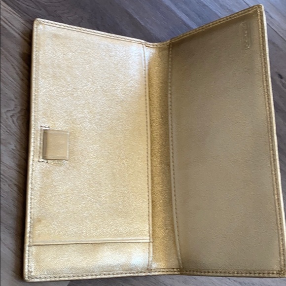 NWOT Coach Wallet - Picture 3 of 9